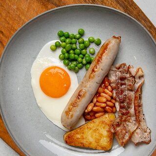 English Breakfast, plated